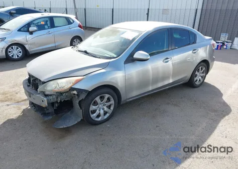 2013 Mazda Mazda3 I Sv from USA, damaged, VIN JM1BL1TG3D1831927